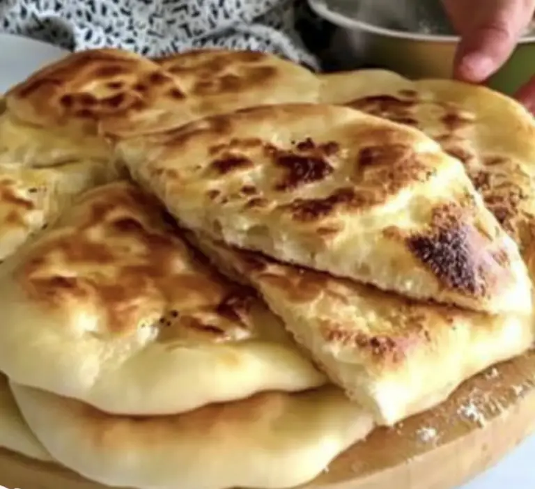 Pain Rapide à la Poêle : Une Recette Express Sans Four et Sans Levée