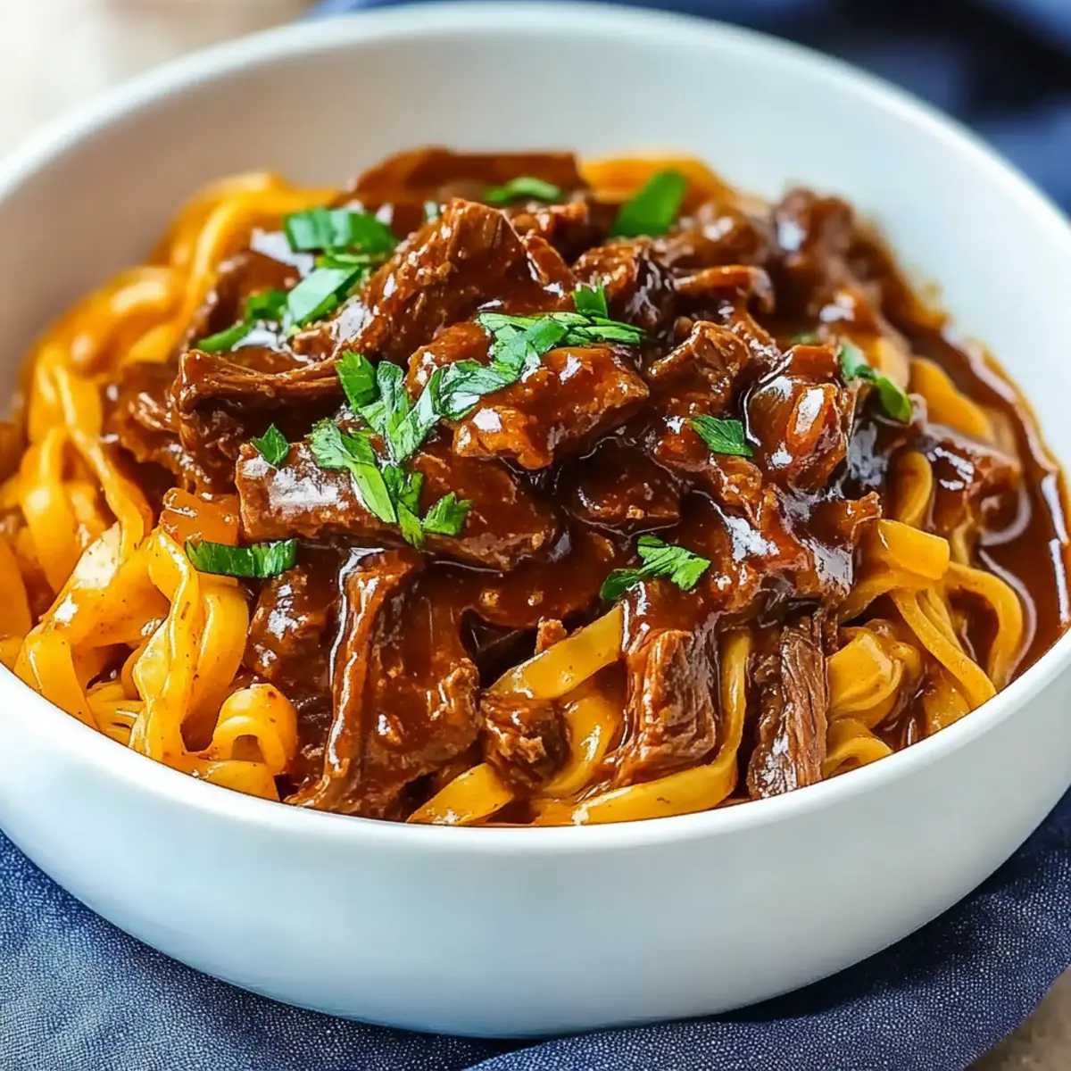 Slow Cooker Korean Beef Noodles: Cozy Recipe for Beef Lovers